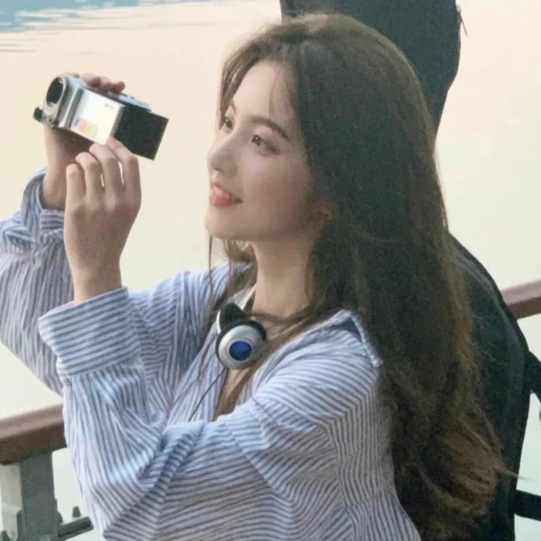 莫顿船长与蜘蛛女王